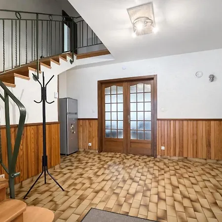 Wildenstein Cottage * Wildenstein